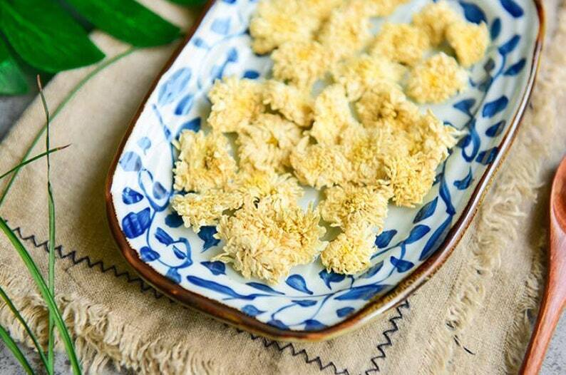 Organic Dried Chrysanthemum Buds Tea Relieve Stress High Quality