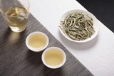 Pu'er raw tea white hair silver needle white hair single bud moonlight white tea