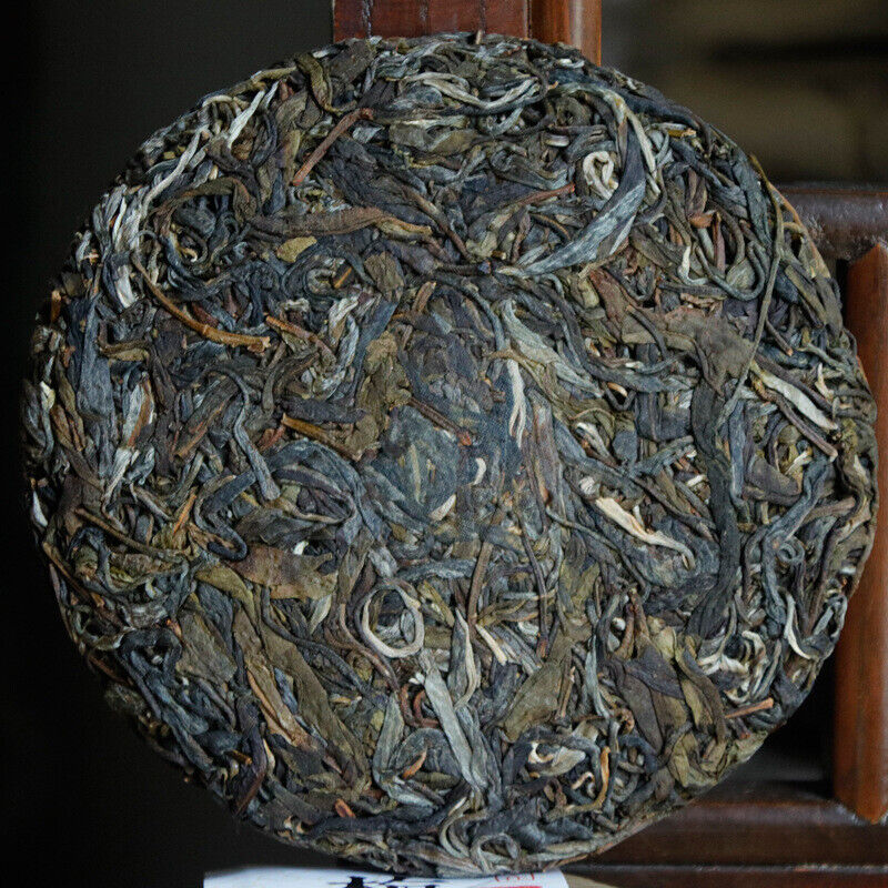 Plum turnip potted pond ancient tree raw tea cake cold plum aroma and deep charm