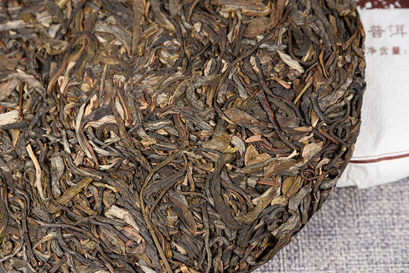 High Quality Yunnan Tea Yiwu 357g Raw Tea Cake 云南茶叶 易武凤凰窝 357克生茶饼