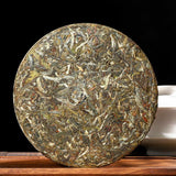 357 Grams of Icelandic Pu erh Qizi cake made in Yunnan: a joy for tea lovers