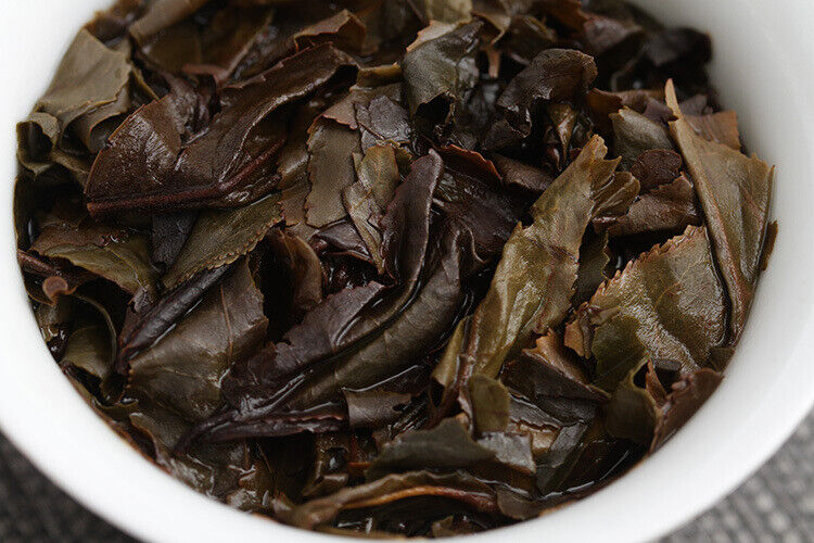 Yunnan Pu'er Tea 50g*2 Old Banzhang Golden Leaf Raw Brick Tea Aged Pu'er Tea