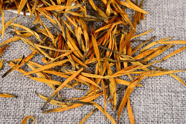 500g Yunnan Fengqing Dian Hong Tea Healthy Drink 春茶单芽 500克