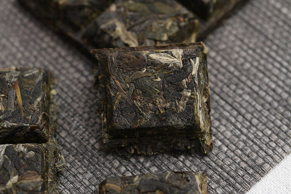 50g Yunnan Puerh Tea Icelandic Sweet Old Tree Puerh Raw Tea Brick