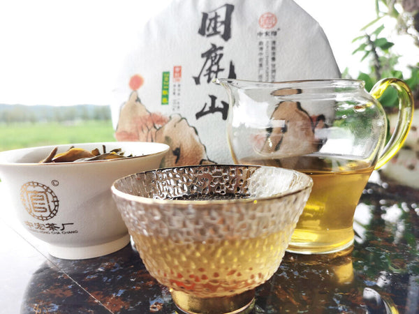 Sleeping Deer Mountain Ancient Tea First Spring Pu'er RawLeaf Tea Cake 12.6oz