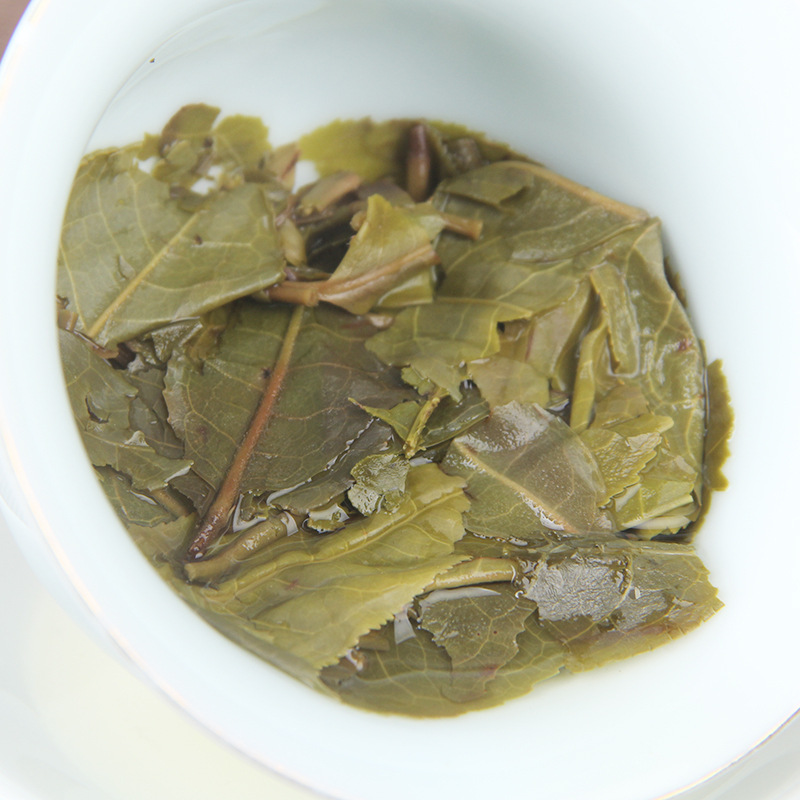 357g Mengku Pu'er Tea Icelandic Ancient Tree Tea Yunnan Seven Seed Cake Tea