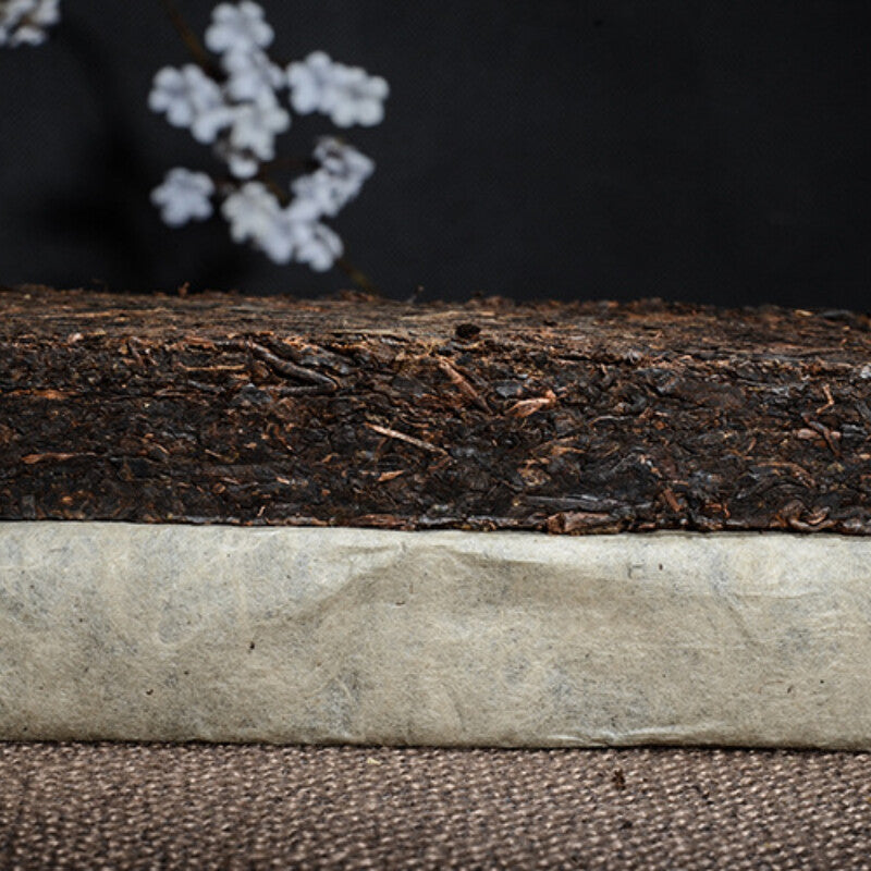 250g Yiwu Ancient Tree Tea Brick Yunnan Pu'er Tea Cooked Tea Brick Tea Secondary image
