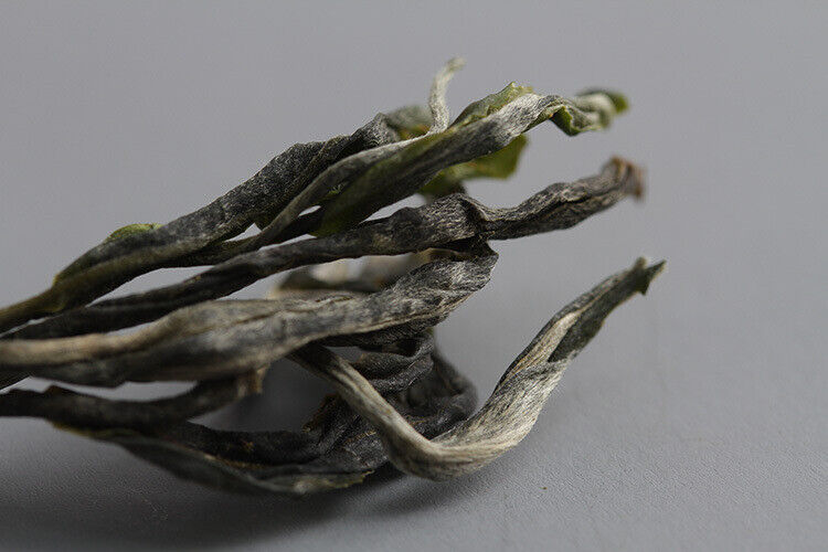 Early Spring Tea Puerh Raw Tea Loose Tea 500g Yunnan Puerh Tea