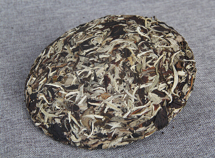357g Yunnan Tea Puerh Tea Moonlight White Cake Jingmai Mountain Arborvitae