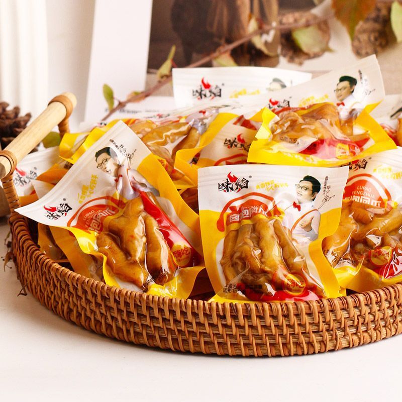 Chicken Feet Small Pack Non-Boneless Snack Bulk Chongqing Specialty Spicy