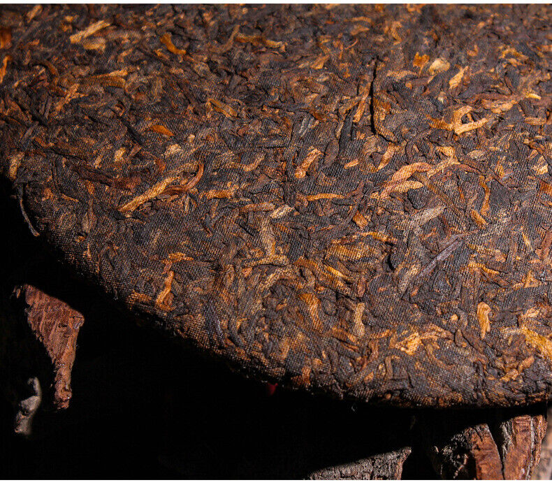 357g Yunnan Pu'er Ripe Tea Cake Menghai Ancient Golden Bud Ripe Tea Cake Ripe Pu