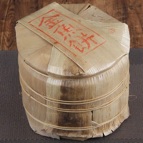 Pu'er Raw Tea Cake Goldfish Cake Old Tea Cake Collection Grade Qizi Cake