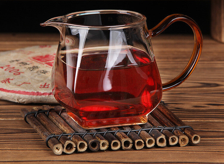 357G  Ripe Cake Chunhai Brand Imperial Tea 2006 Yiwu Ancient Tree Pu-erh Tea