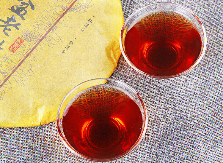 Pu-erh Schwarzer Tee 357g Menghai Brown Mount Old Pu'er Gekochter Tee Kuchen