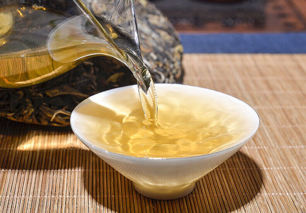 Yiwu Ancient Tree Green Tea Cake 357g Yunnan Pu'er Raw Tea Cake  Raw Tea Cake
