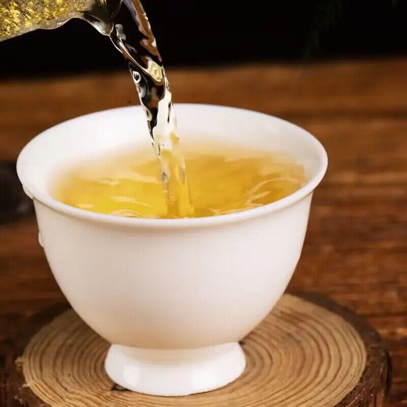 Yunnan Yiwu Peacock Puerh Cake 357g Sheng Puer Tea Compressed Raw Puer Tea Cake