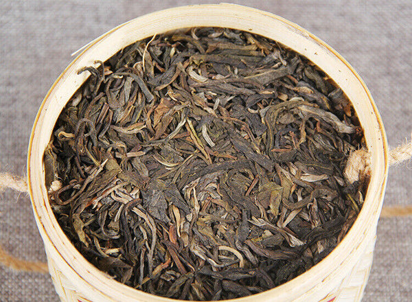 Natural Bamboo Basket Pu-erh Green Tea Top 500g Ancient Tree Raw Pu'er Tea Cake