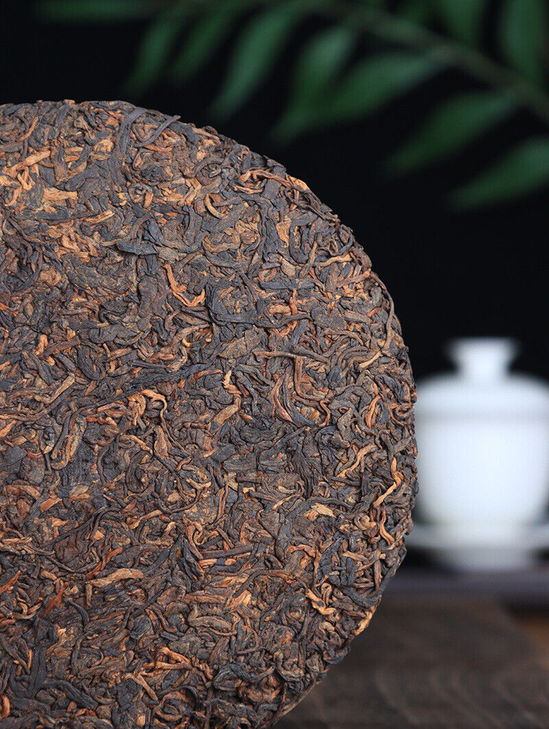 Yunnan Pu'er Tea Leaves Yiwu Golden Bud 357g Ripe Tea Cake