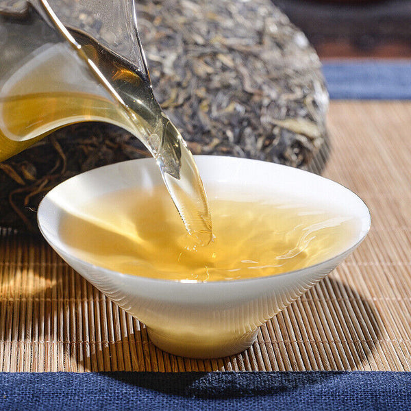 Yunnan Pu'er Raw Tea Cake 357g Pu'er Tea Cake Healthy Drink
