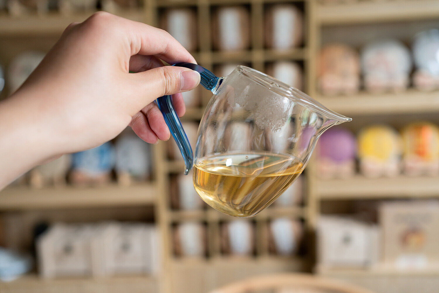 357g Xigui First Spring Pu'er Raw Tea Yunnan Ancient Pu'er Seven Seed Cake Tea