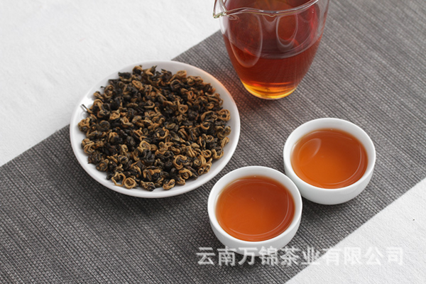 500g Yunnan Fengqing early spring Yunnan black tea honey fragrance red conch