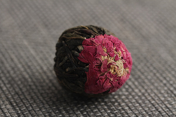 Puer Longzhu 18pcs Raw Tea Rose Jasmine Peony 6 Flavors Combination Flower Tea