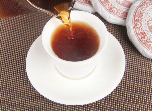 Yunnan Pu-erh Tea Aged Cake Menghai Ancient Tree Dry Storage Ripe Tea 50g