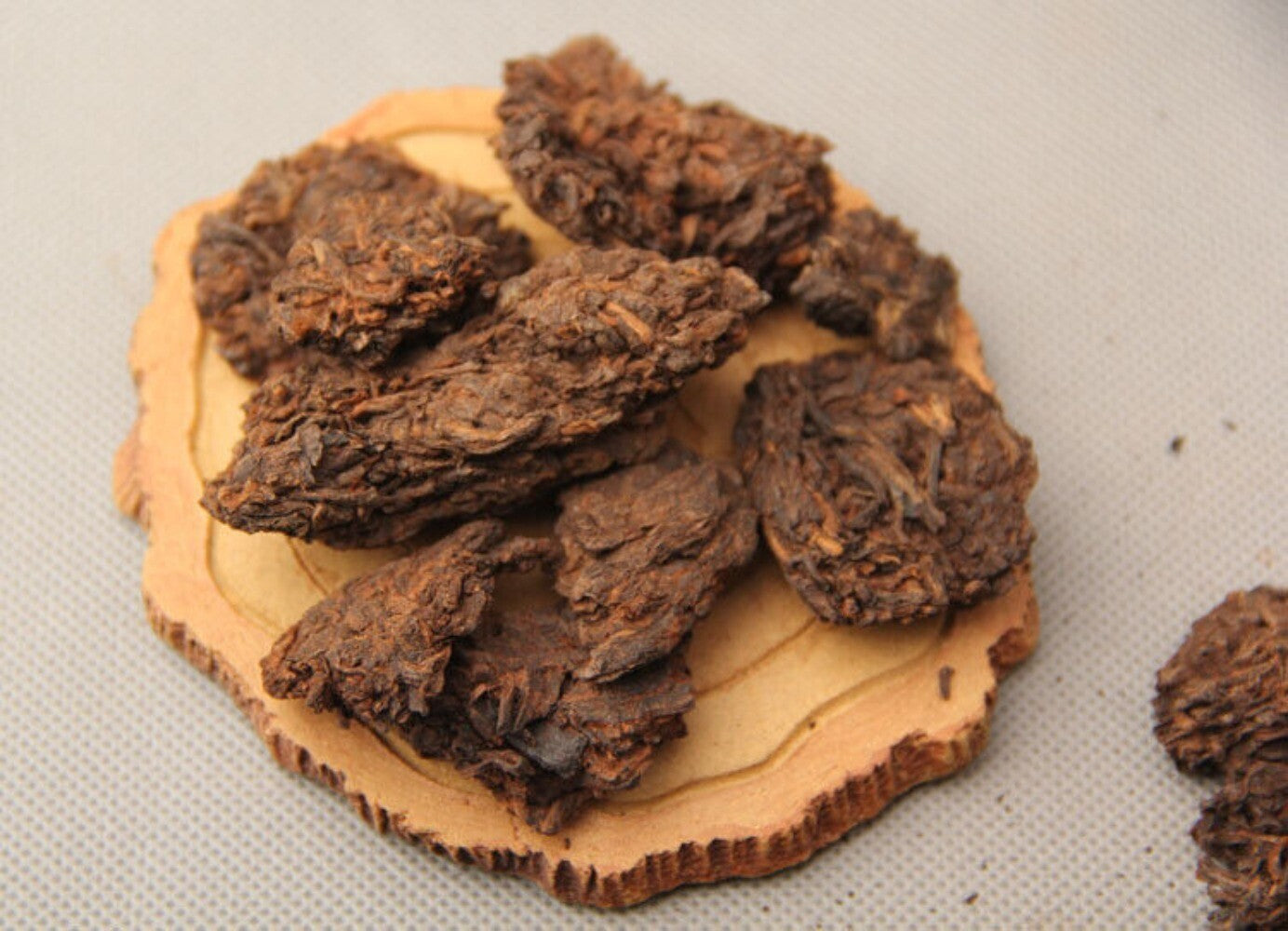 Supreme Aged Golden Buds Lao Cha Tou Pu'er Pu-erh Loose Tea Puer Ripe Shu 250g