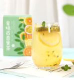 Freeze dried citrus, passion fruit, honey tea, lemon slices, flower fruit tea