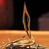 Yunnan Fengqing DianHong tea Pine Needle Un bourgeon une feuille Golden Needle