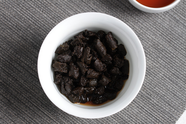 500g/Tin Yunnan Pu'er Tea Menghai Ripe Tea Jujube Tea Fossil Crushed Silver