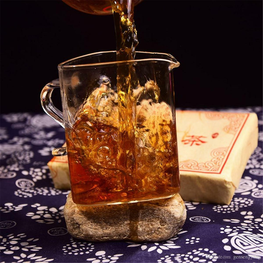 Fengqing Dianhong Compressed Tea Authentic Yunnan DianHong Black Tea Brick 250g