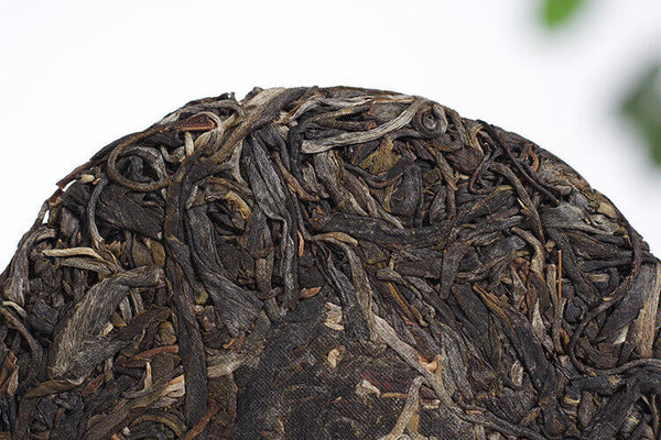Yunnan Pu'er Tea Cake 100g Ban Zhang Raw Tea Cake