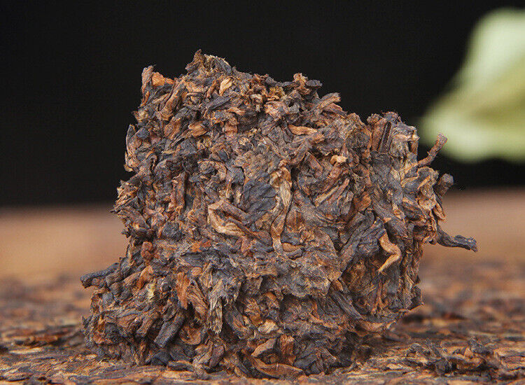 357g Yunnan Pu'er Ripe Tea Cake 云南普洱熟茶西双版纳茶区年春茶357g御贡金饼 普洱熟茶