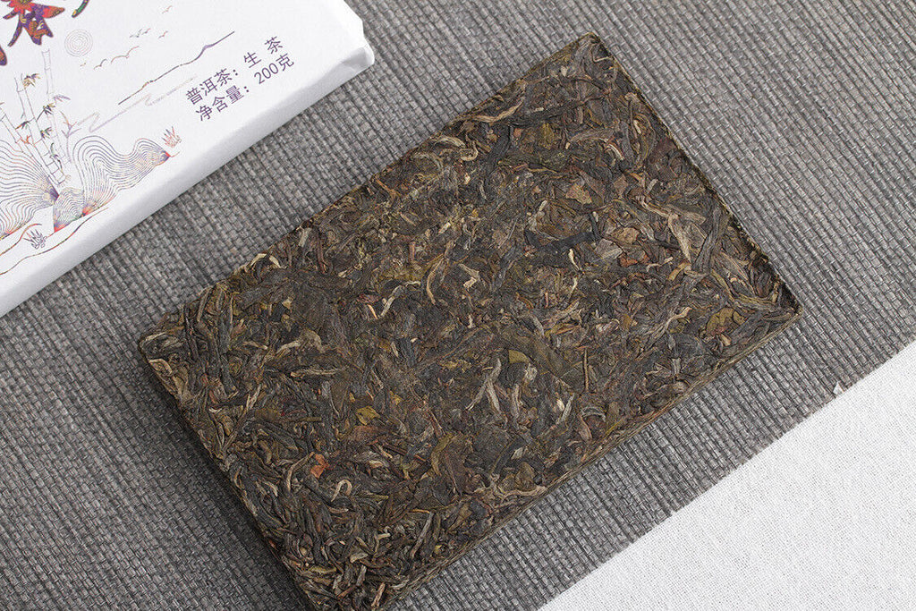 Yunnan Puerh Tea , Puerh Raw Tea Brick 200g Bright Front Spring Tea