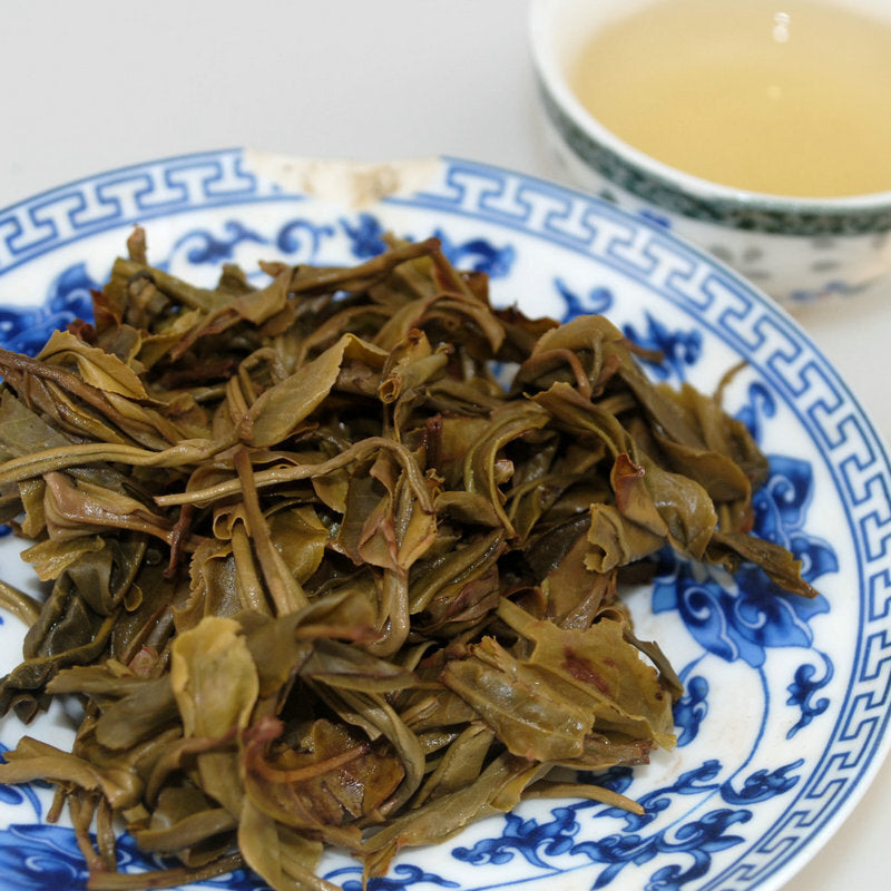 7-Year Aged Yiwu Baihuatan Raw Pu-erh Tea Cake 200g Sheng Tea
