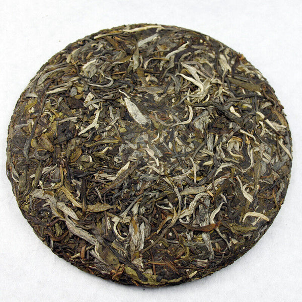 Thé Pu'er Cake du Yunnan 357g thé cru Pu'er Bingchun Yiwu Menghai Xigui
