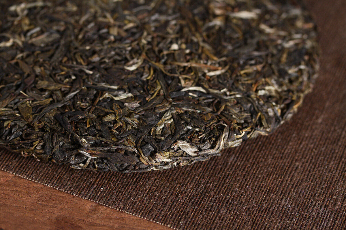 357g Yunnan Pu'er Tea Chengyun Lao Banzhang Raw Tea Seven Seed Cake