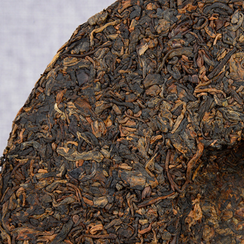 Ancient Tree Tea Ming Qian Spring Tea357g Pu'er Tea Lao Banzhang Mellow Aroma