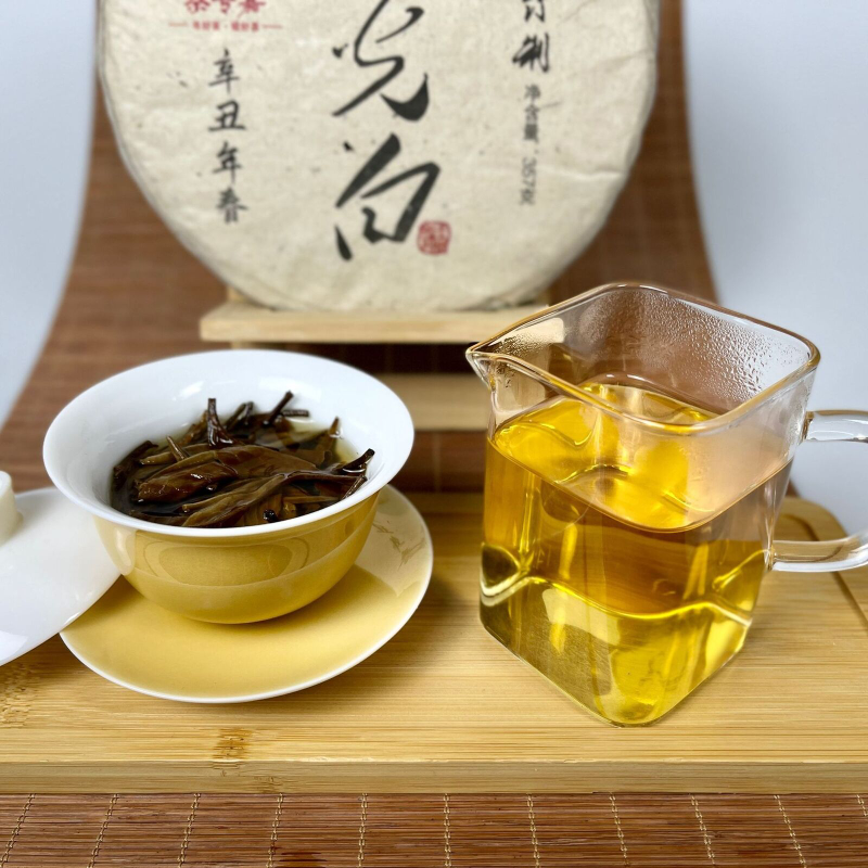 Yunnan Moonlight White Tea Cake White Pfingstrose 357g