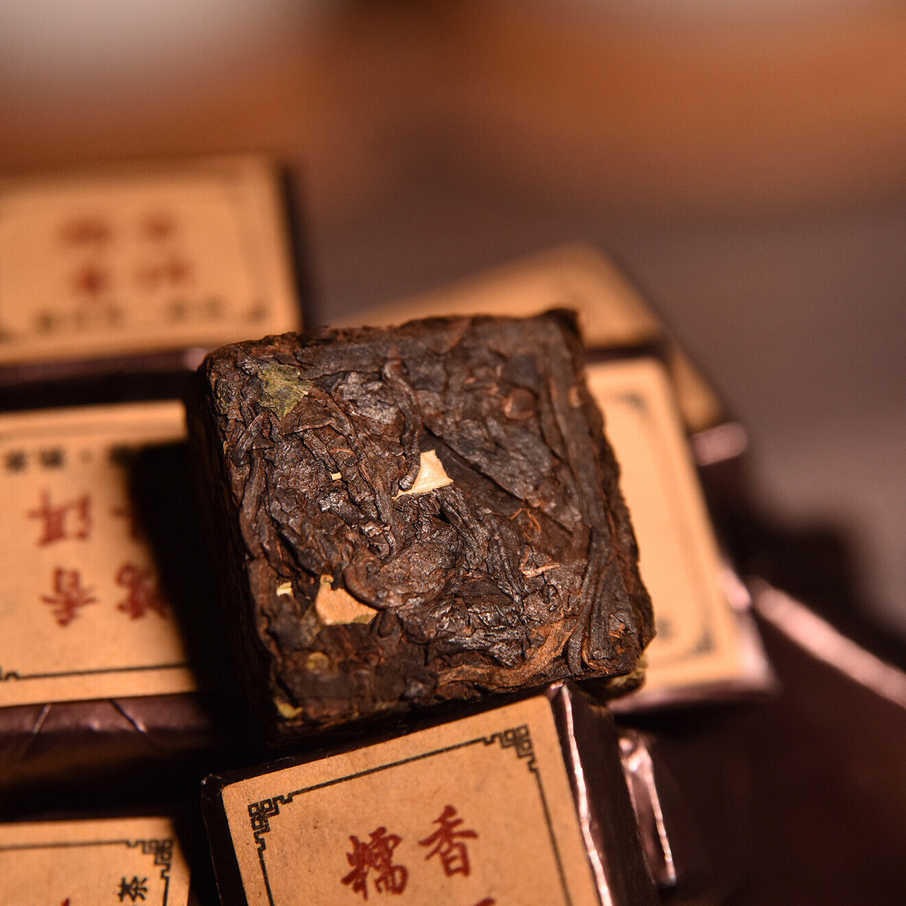 Yunnan Pu'er glutinous rice fragrant leaves mini cuo tea small square brick  tea