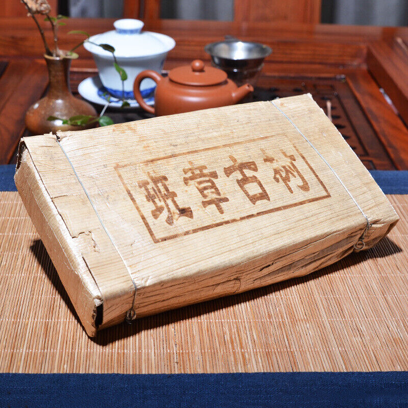 Yunnan Pu'er Tea Tea 1000g Large Tea Bricks Secondary image