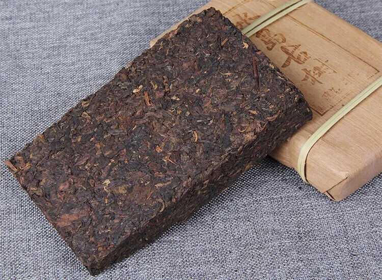 Pu'er Ancient Tree Camphor Fragrance Pu'er Tea Brick 500g Ripe Tea Yunnan Tea