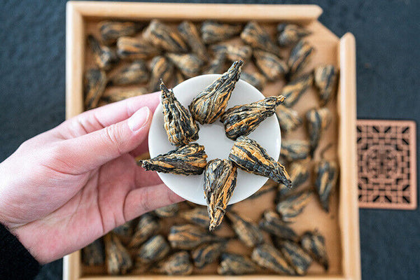 250g Fengqing Dian Hong Pagoda Tea Yunnan Ancient Golden Silk Pagoda Black Tea