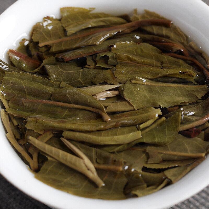 Yunnan Pu erh tea, Pu erh raw tea cake 100g wholesale in large quantities