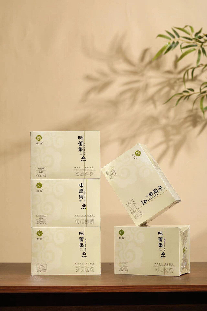 Mountain Tea Cinnamon Floral Aroma Jin Jun Mei Black Tea Single Bush Tea Tasting