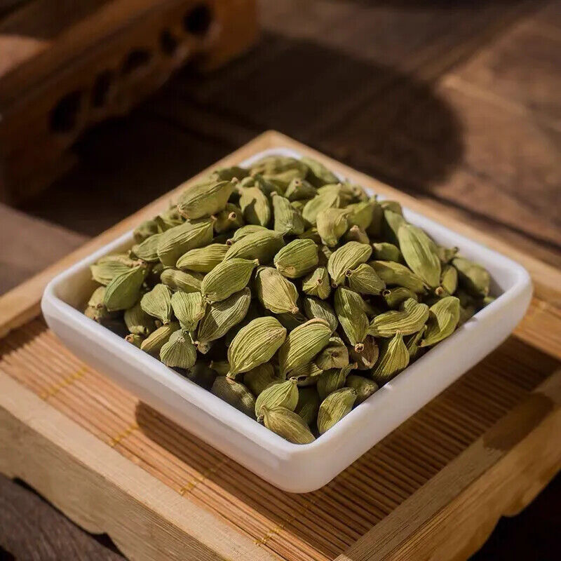 Organic Green Cardamom Pods Whole - Fresh Cardamom Seeds - 8.8OZ Secondary image