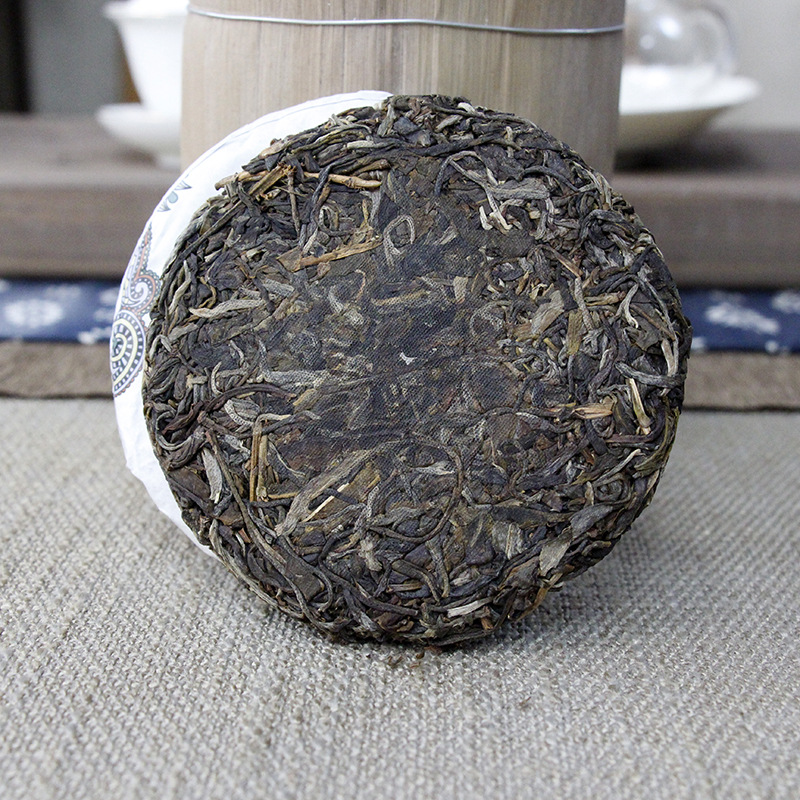 100g 10cakes Yunnan Pu'er tea Bangdong Xigui ancient tree tea mention foothills Secondary image