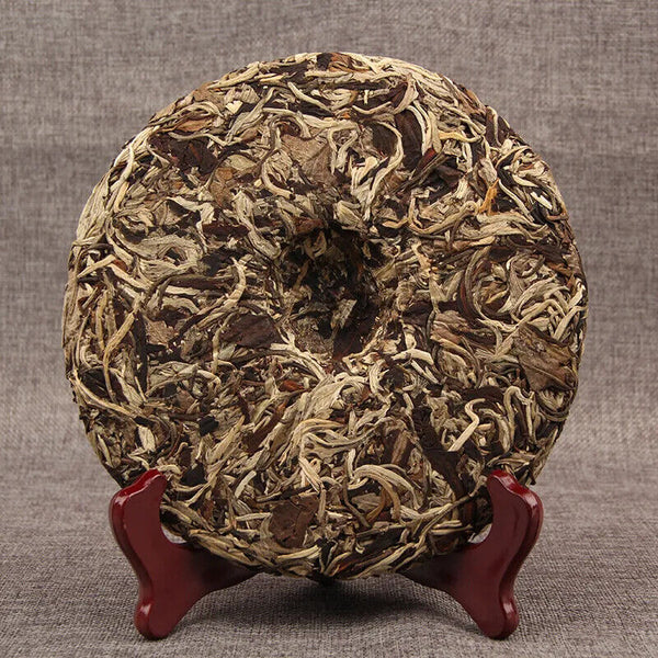 New Raw Tea Yunnan Pu'er Tea Moonlight White Cake Pure Handmade Trees 357g