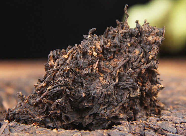 Long Yuan No. Pu'er Ripe Tea Cake Ancient Tree Yunnan Seven Seeds Cake 380g/cake